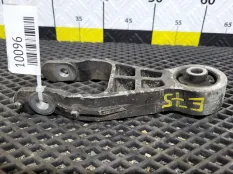 Подушка МКПП Opel Meriva A