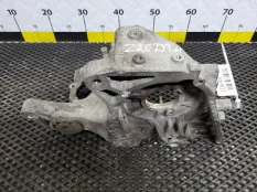 Кронштейн ТНВД Opel Insignia