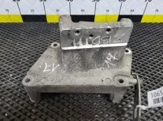 Кронштейн двигателя Opel Astra