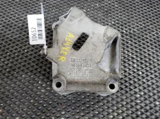 Кронштейн двигателя Opel Corsa