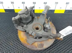 Кулак поворотный Opel Corsa
