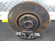 Кулак поворотный Peugeot 308 5d