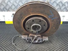 Кулак поворотный Peugeot 308 5d