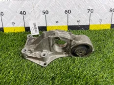 Подушка двигателя Peugeot 206