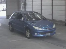 Разбор на запчасти Peugeot 206