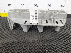 Кронштейн впускного коллектора Renault Megane ||