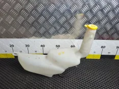 Бачок омывателя Opel Astra