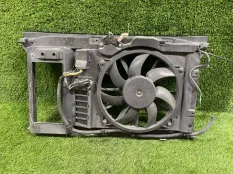 Вентилятор охлаждения двигателя Peugeot 308 5d