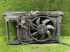 Вентилятор охлаждения двигателя Peugeot 308 5d