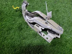 Петли капота Peugeot 3008