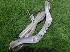 Петли капота Peugeot 407