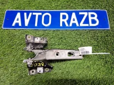 Петля капота Audi A4