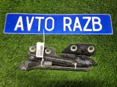 Петля капота Audi A8