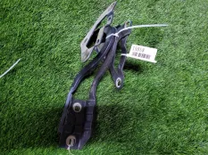 Петли капота Opel Corsa