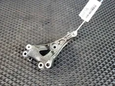 Кронштейн компрессора кондиционера Peugeot 308 5d