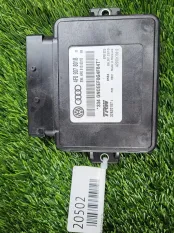 Блок управления стояночным тормозом Audi A6