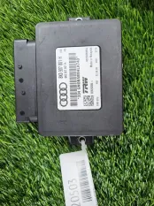 Блок управления стояночным тормозом Audi A4