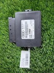 Блок управления стояночным тормозом Audi A4