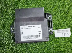 Блок управления стояночным тормозом Volkswagen Tiguan