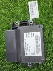 Блок управления стояночным тормозом Volkswagen Tiguan