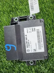 Блок управления стояночным тормозом Volkswagen Tiguan