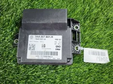 Блок управления стояночным тормозом Volkswagen Tiguan