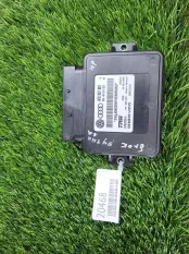 Блок управления стояночным тормозом Audi A6