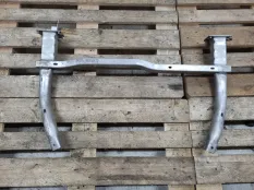 Подрамник Peugeot 407