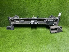 Передняя панель/ телевизор Peugeot 5008