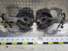 Кулак поворотный Audi A8