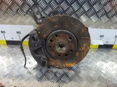 Кулак поворотный Opel Zafira A