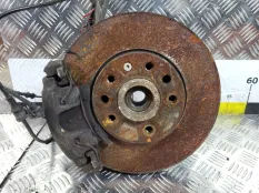 Кулак поворотный Opel Zafira A