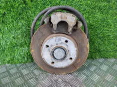 Кулак поворотный Peugeot 207 3d