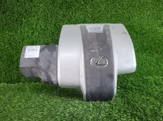 Крышка двигателя декоративная Lexus RX450h