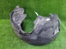 Подкрылок Audi A8