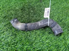 Патрубок охлаждения Opel Astra