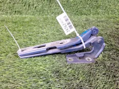 Петли капота Audi A4