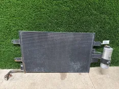 Радиатор кондиционера Audi TT