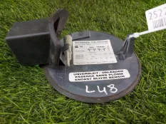 Лючок бензобака Opel Astra