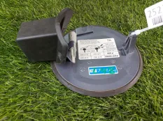 Лючок бензобака Opel Astra