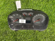 Щиток приборов Volkswagen Golf