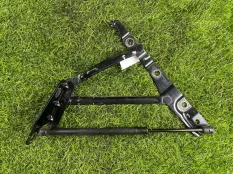 Петля крышки багажника Jaguar XJ