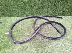 Уплотнительная резинка боковой двери BMW 5-Series