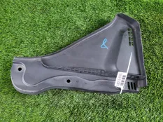 Водосток лобового стекла жабо BMW 5-Series