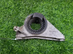 Подушка двигателя Opel Zafira A