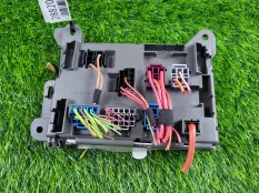 Блок предохранителей салонный BMW X5