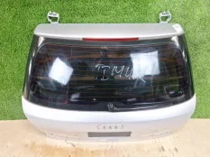 Крышка багажника Audi A4