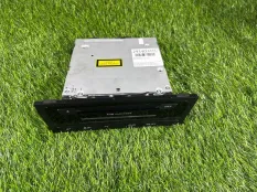 Магнитола Audi Q5