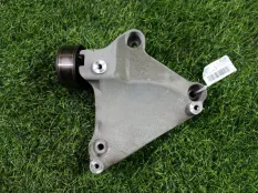 Кронштейн компрессора кондиционера Chevrolet Captiva