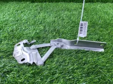 Петля капота Audi A6